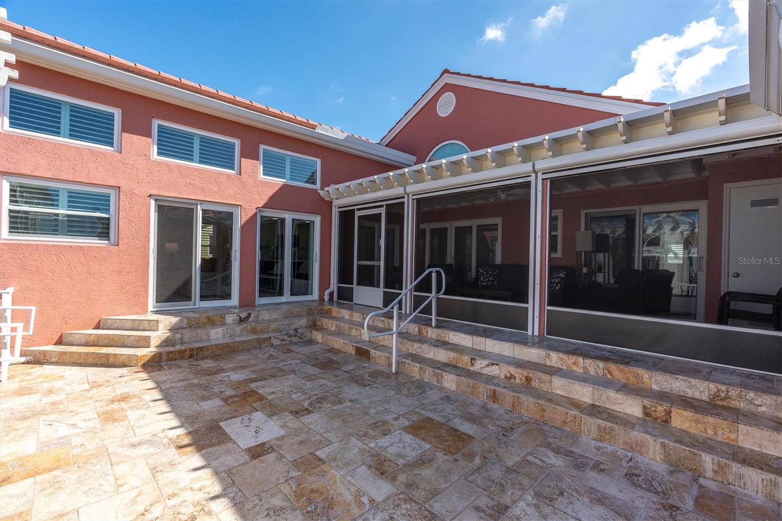 COLLEGE LANDINGS REP - Residential