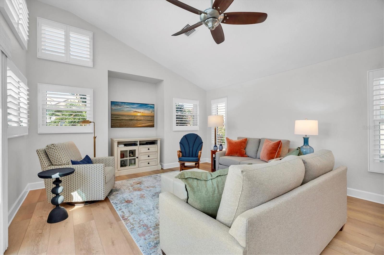 COLLEGE LANDINGS REP - Residential