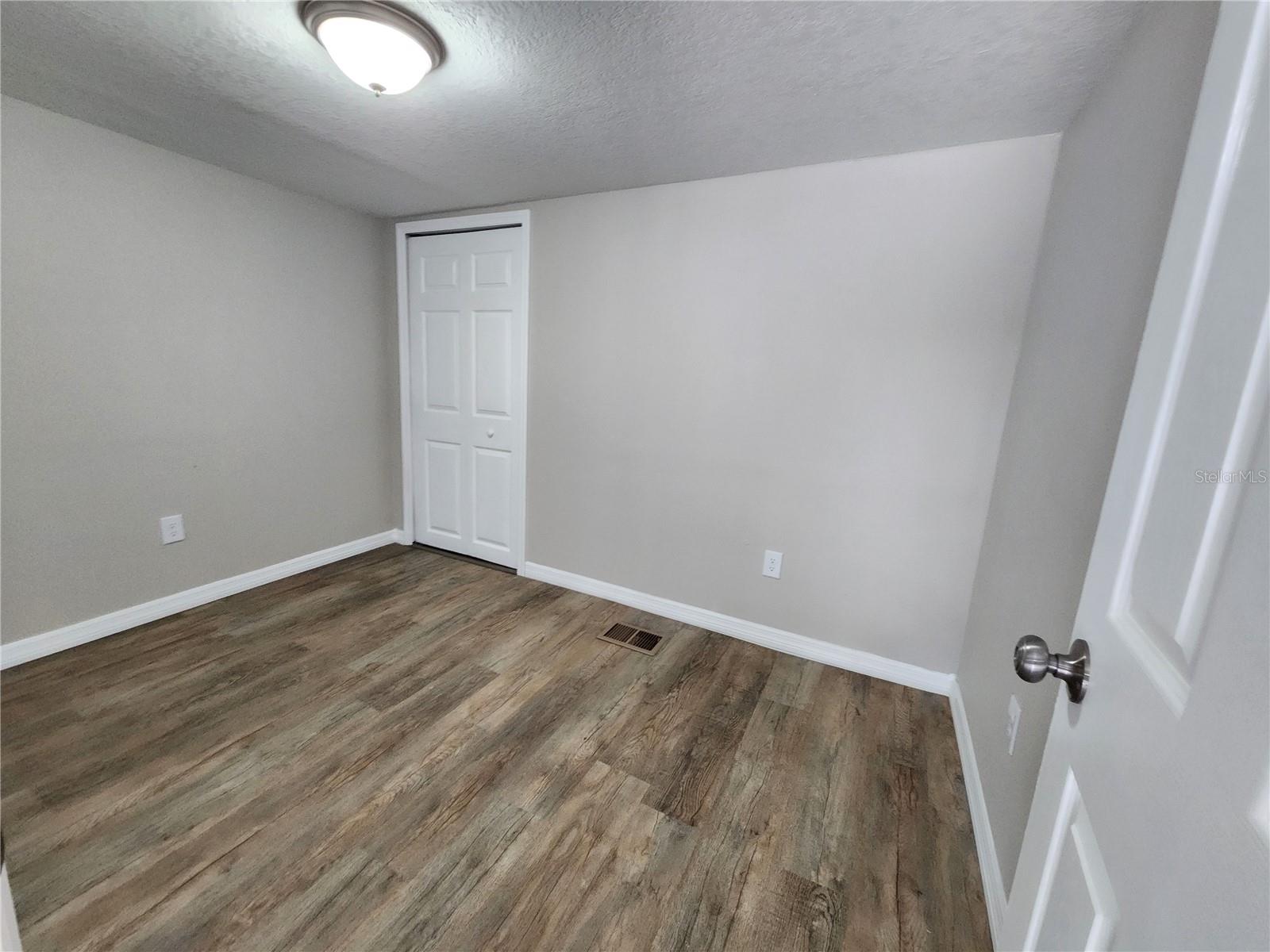 LEAWOOD - Residential Lease