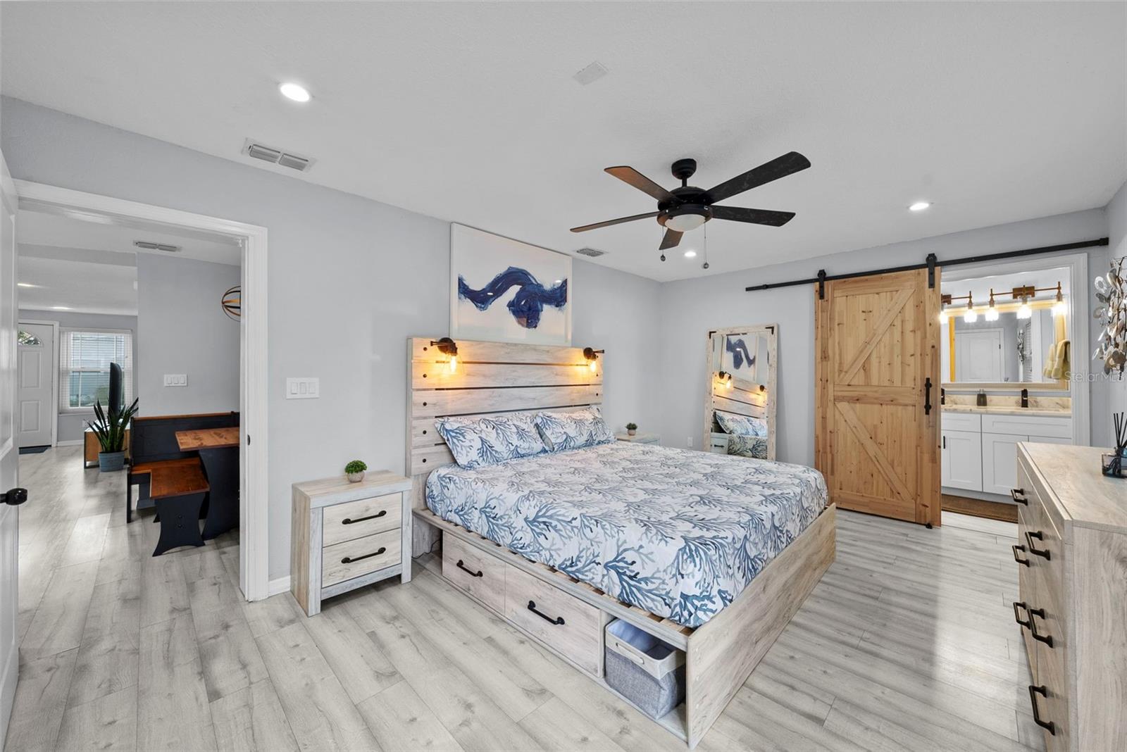 HAMPTON TERRACE - Residential