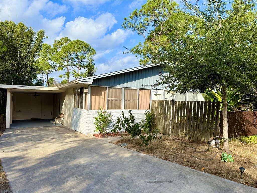 Photo of 276 Sheryl Drive, Deltona, FL 32738 (MLS # O6373405)