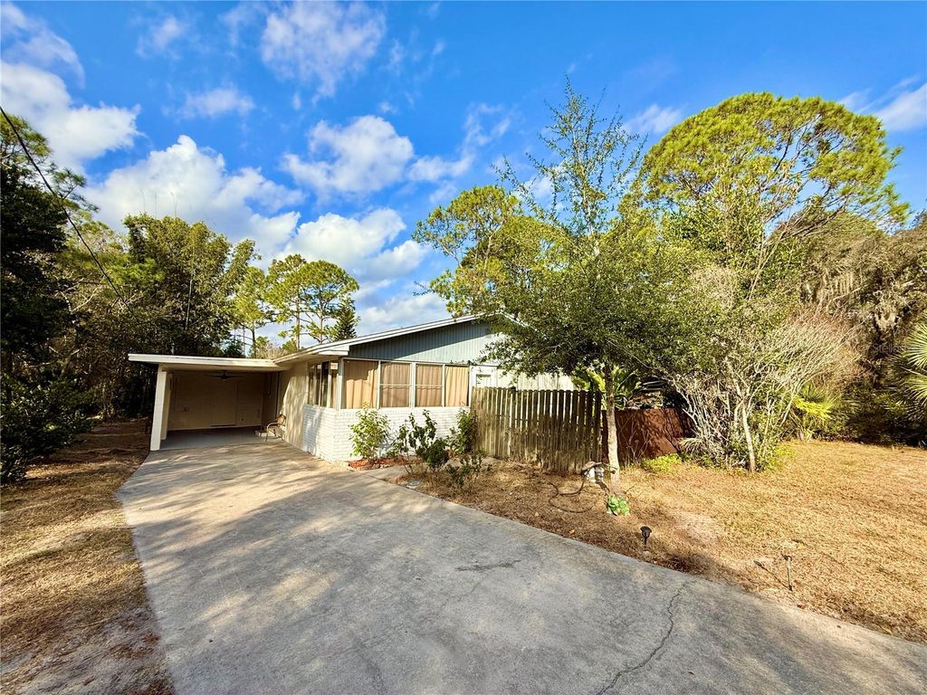 Photo of 276 Sheryl Drive, Deltona, FL 32738 (MLS # O6373405)