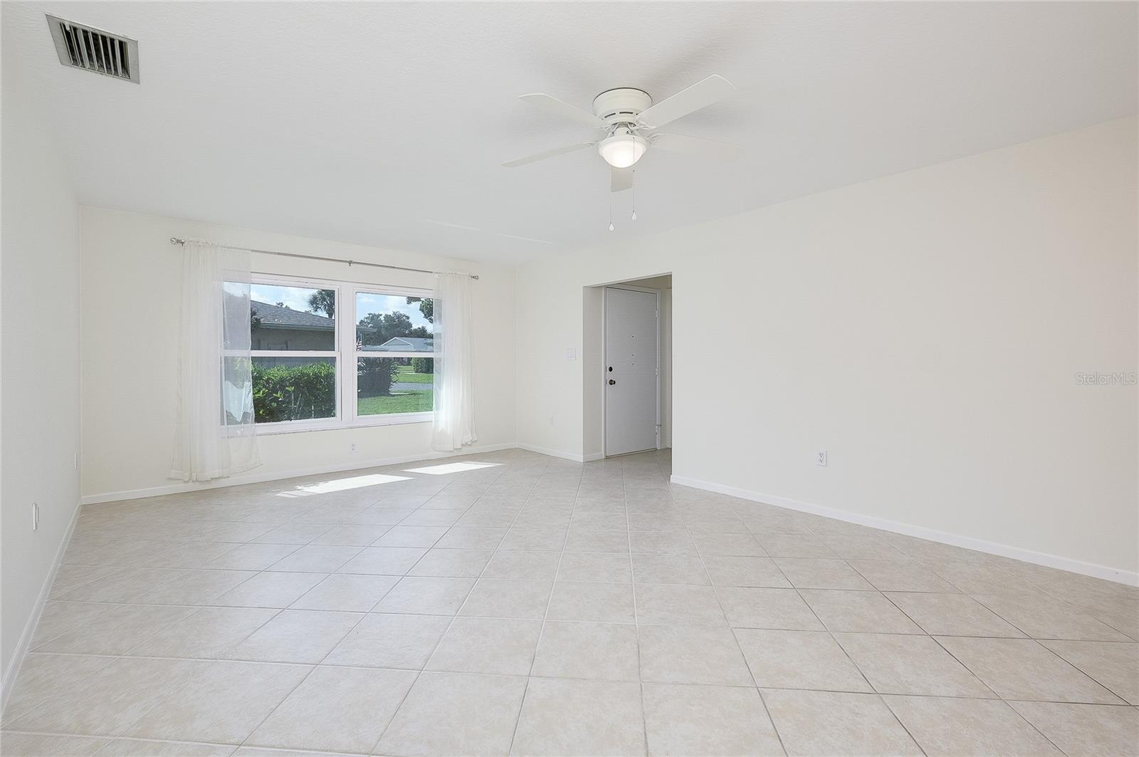 5617 EVERGREEN DR 27