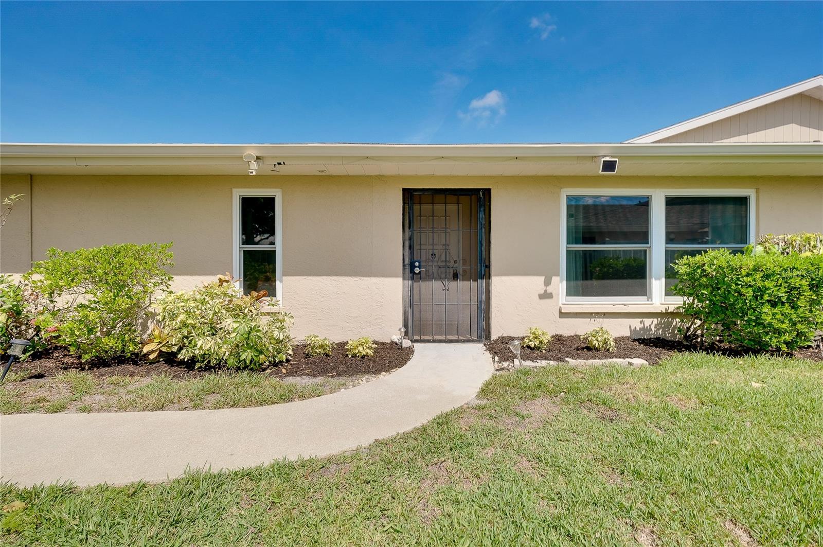 5617 EVERGREEN DR 27