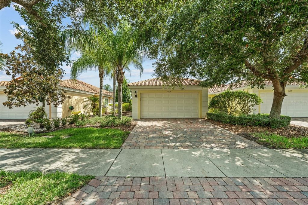 Photo of 12236 Pescara Lane, Orlando, FL 32827 (MLS # S5152478)
