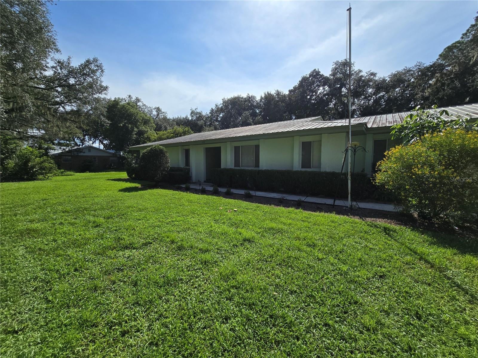 2150 SOPHIA PLACE