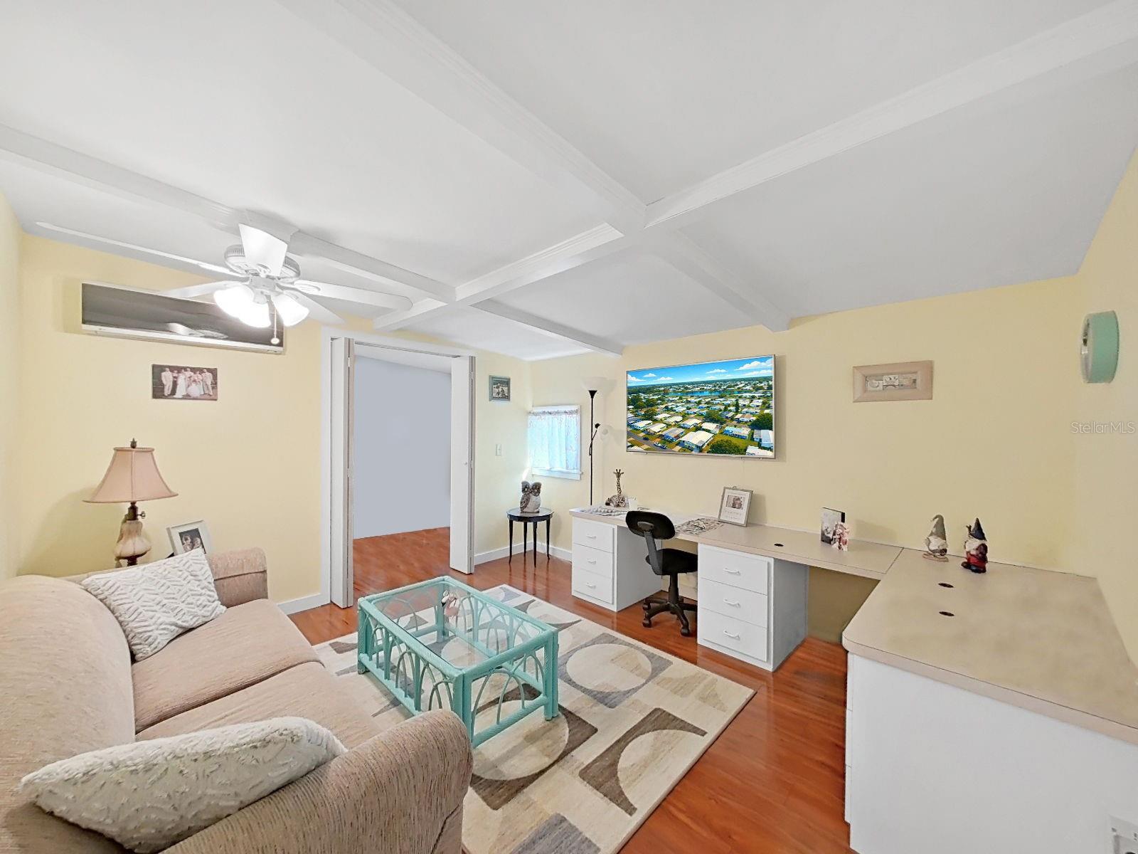 FOXWOOD LAKE ESTATES PH 01 - Residential