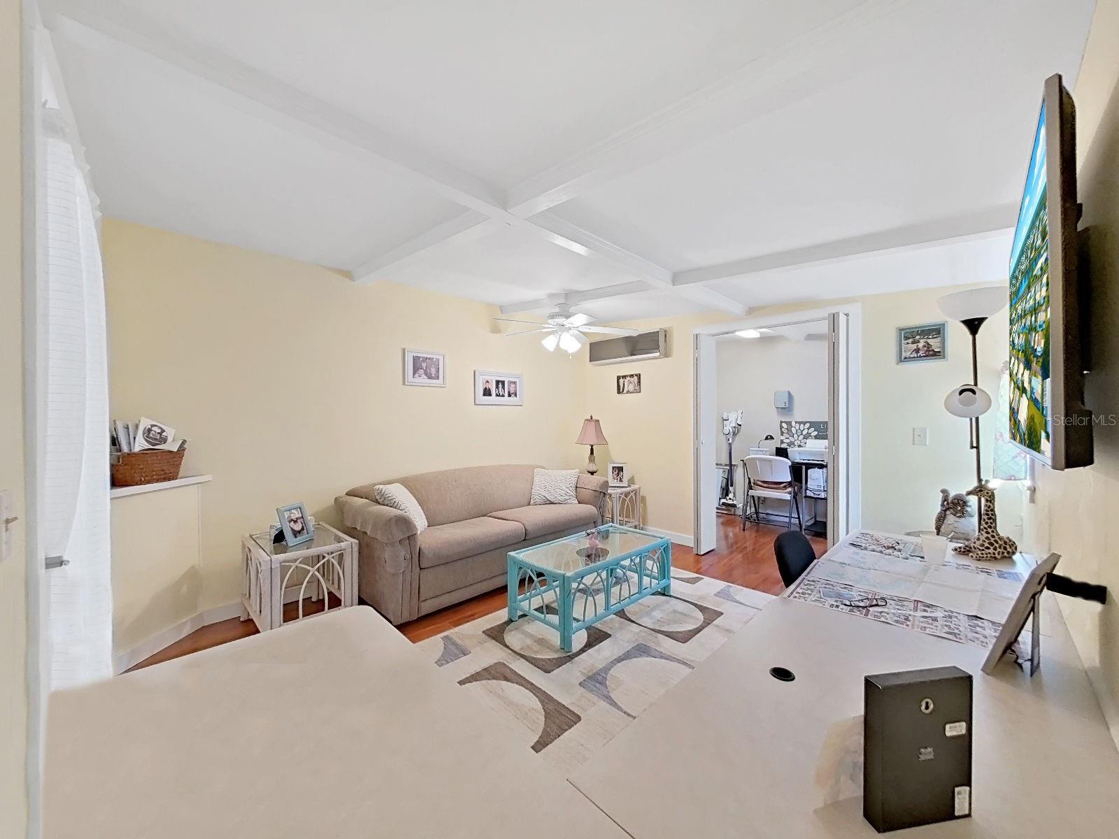 FOXWOOD LAKE ESTATES PH 01 - Residential