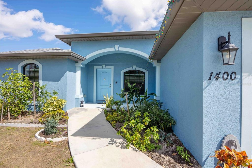 Photo of 1400 Nordendale Boulevard, North Port, FL 34288 (MLS # S5144233)