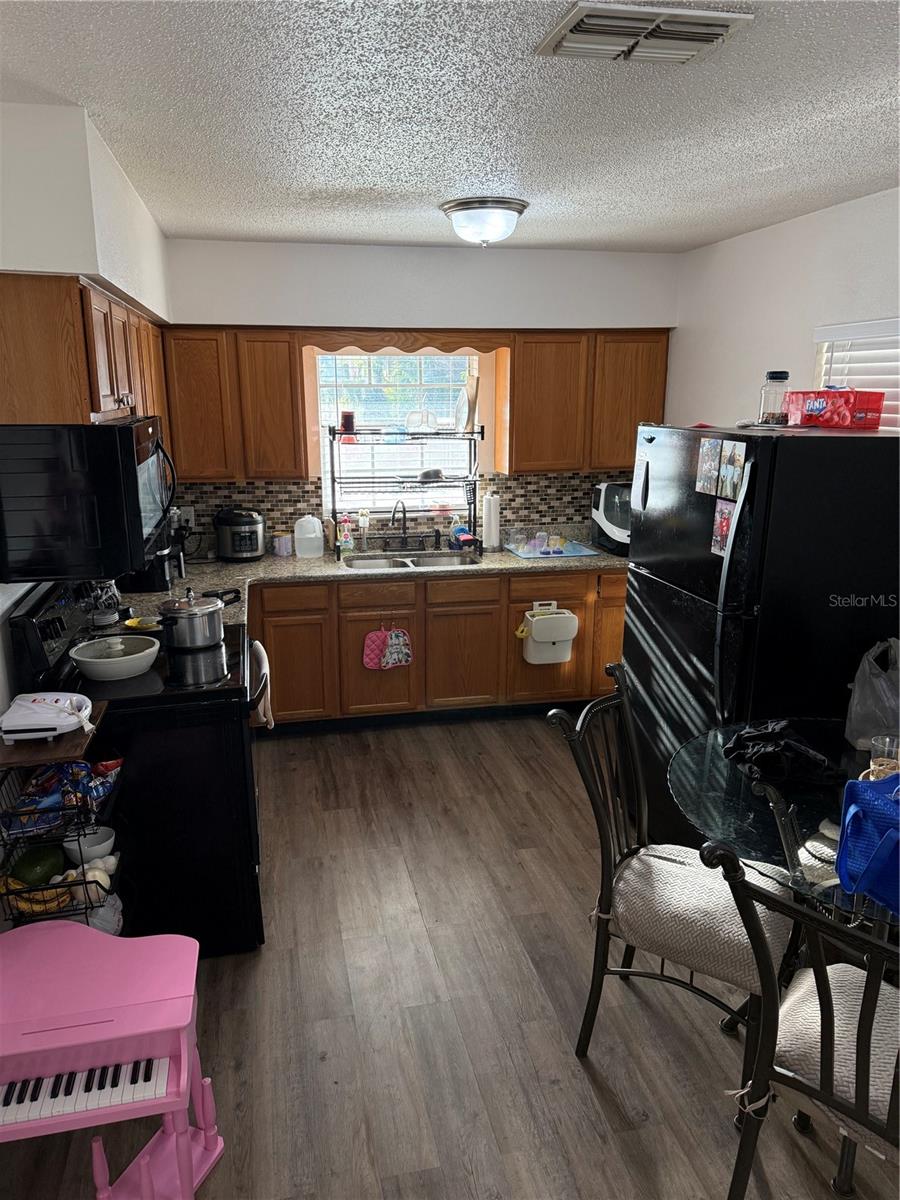 BELLMONT HEIGHTS - Residential