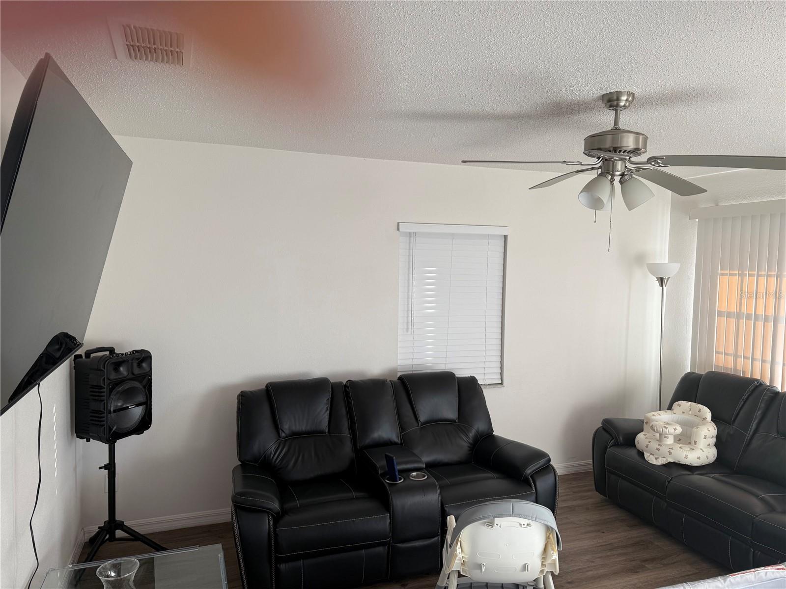 BELLMONT HEIGHTS - Residential