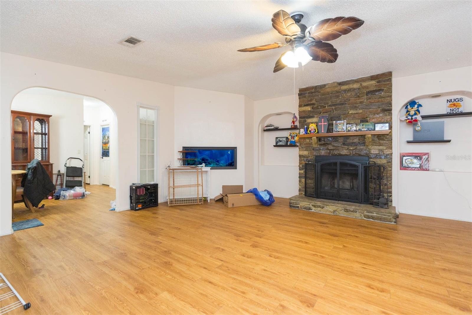 9117 WOOD TERRACE DRIVE