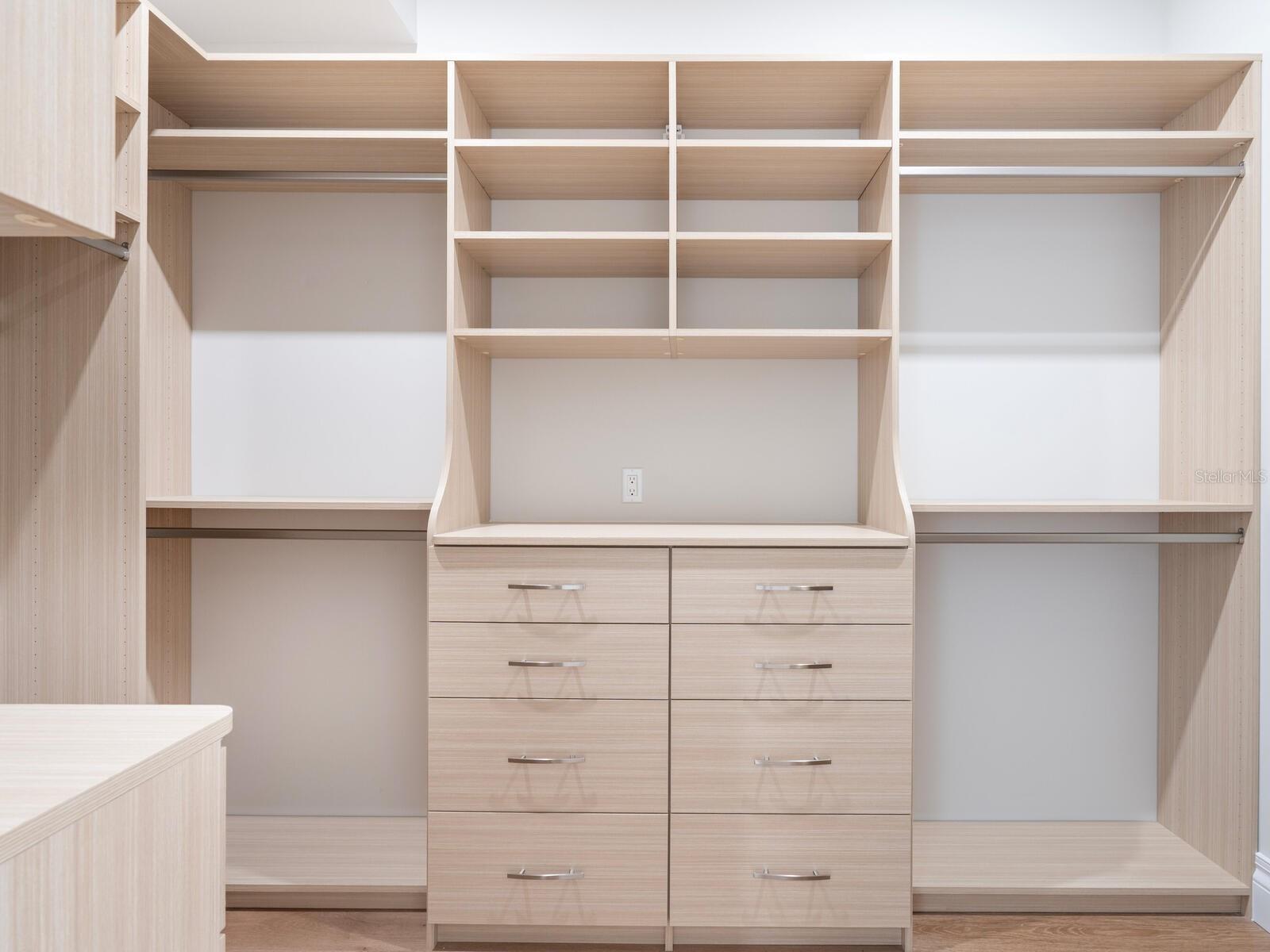 KENTWOOD ESTATES - Residential