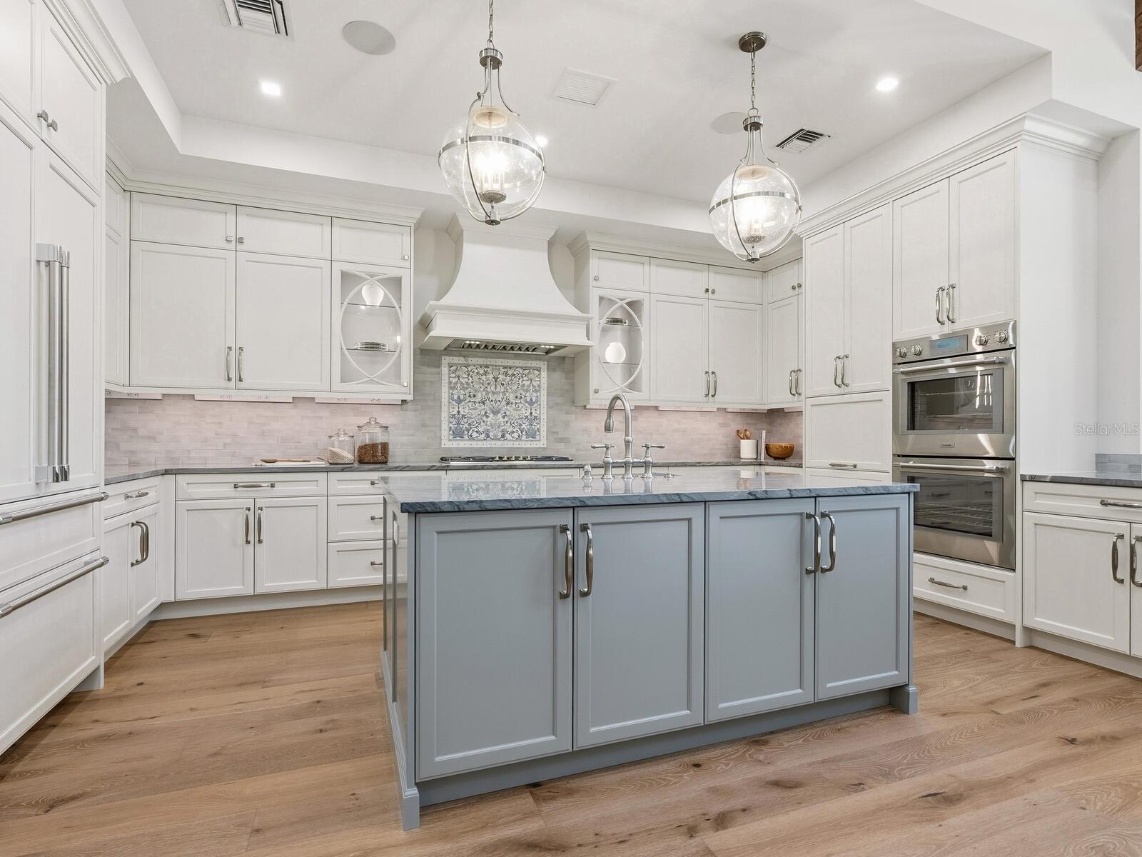 KENTWOOD ESTATES - Residential