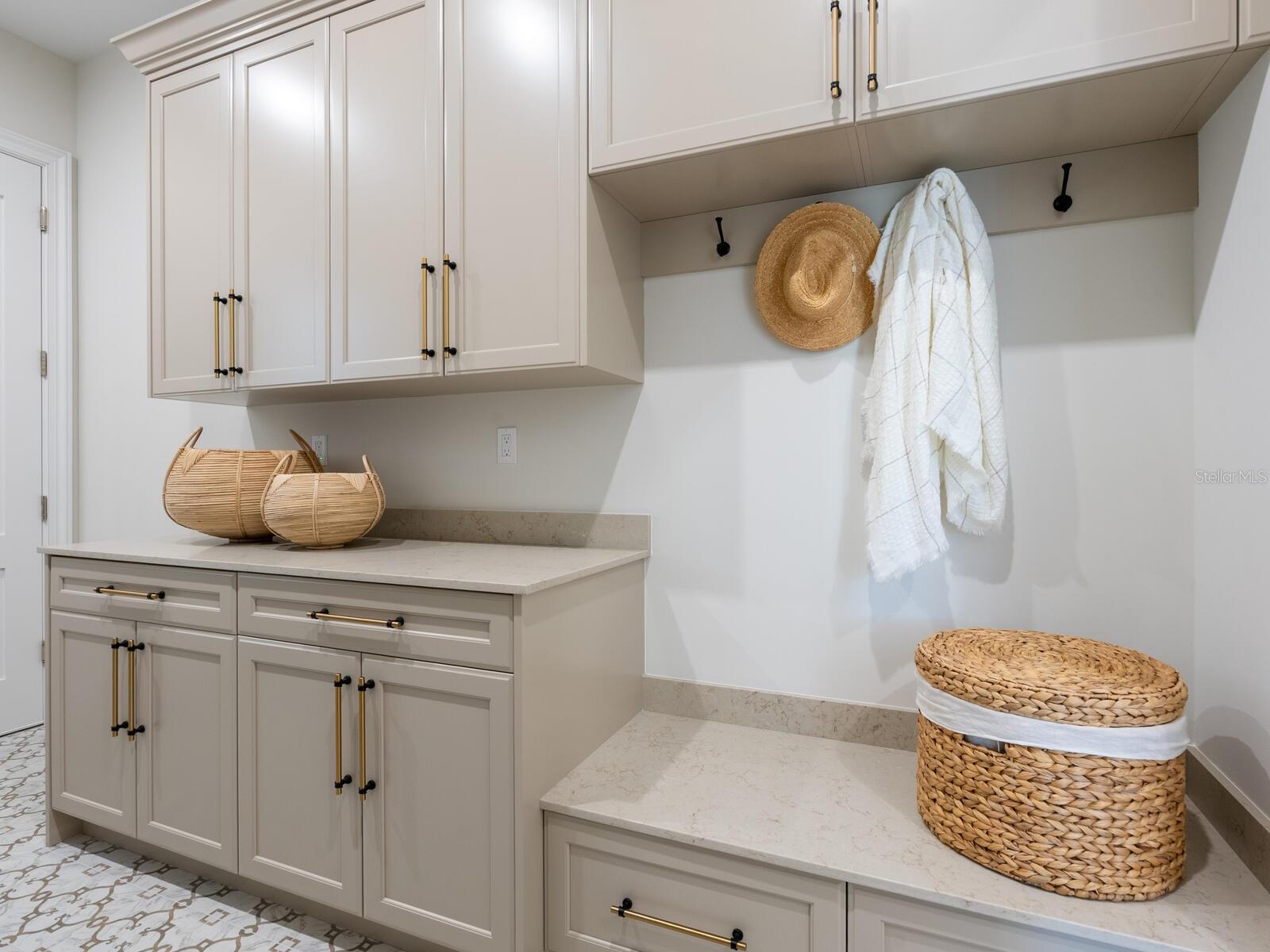 KENTWOOD ESTATES - Residential