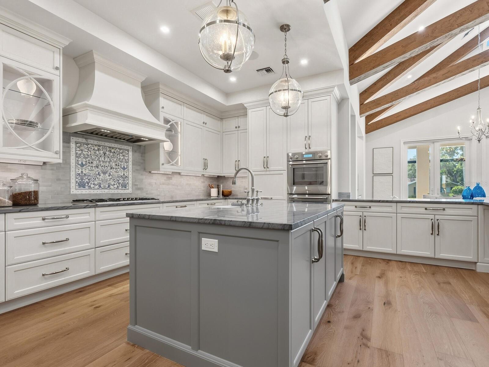 KENTWOOD ESTATES - Residential