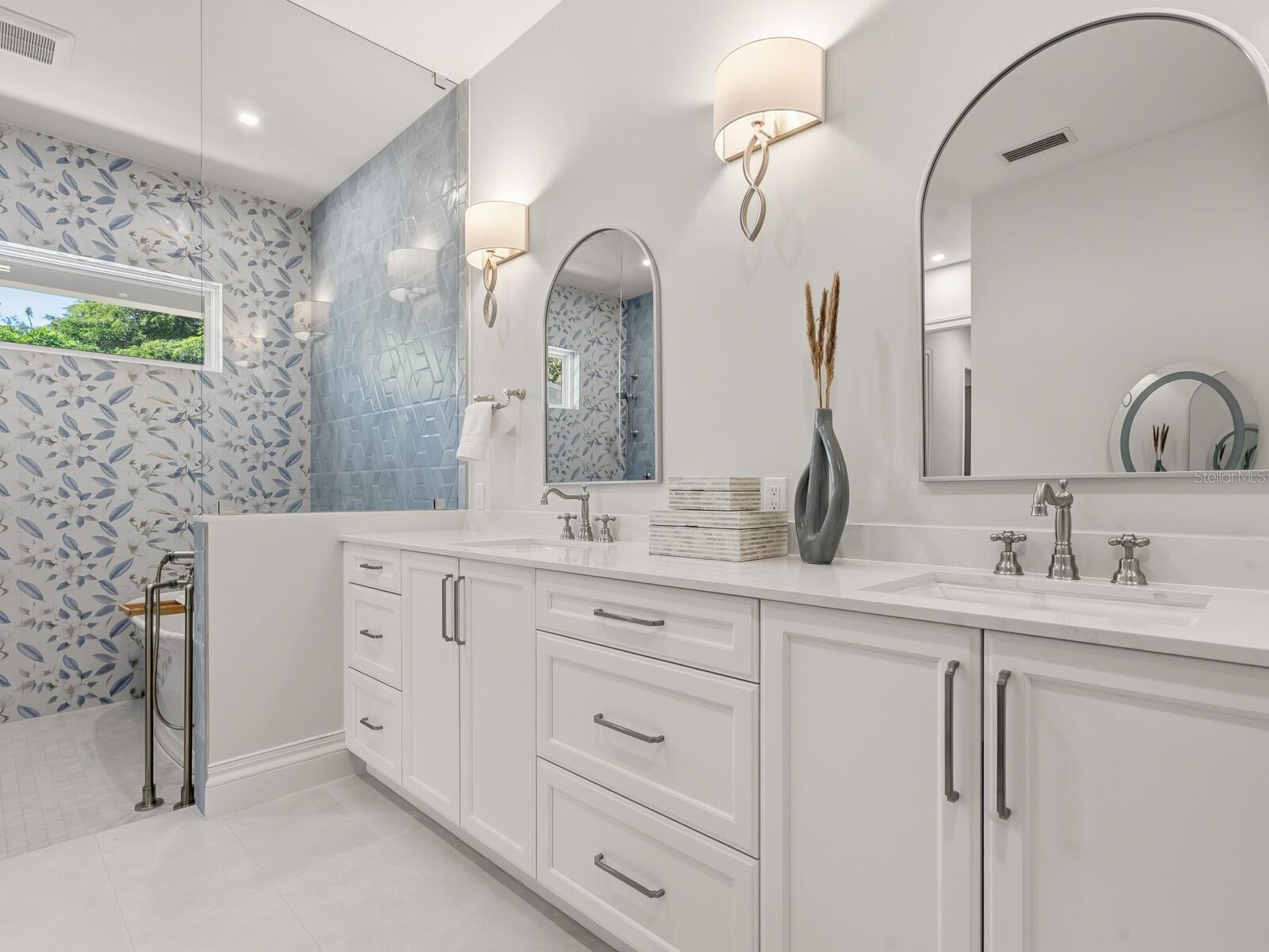 KENTWOOD ESTATES - Residential