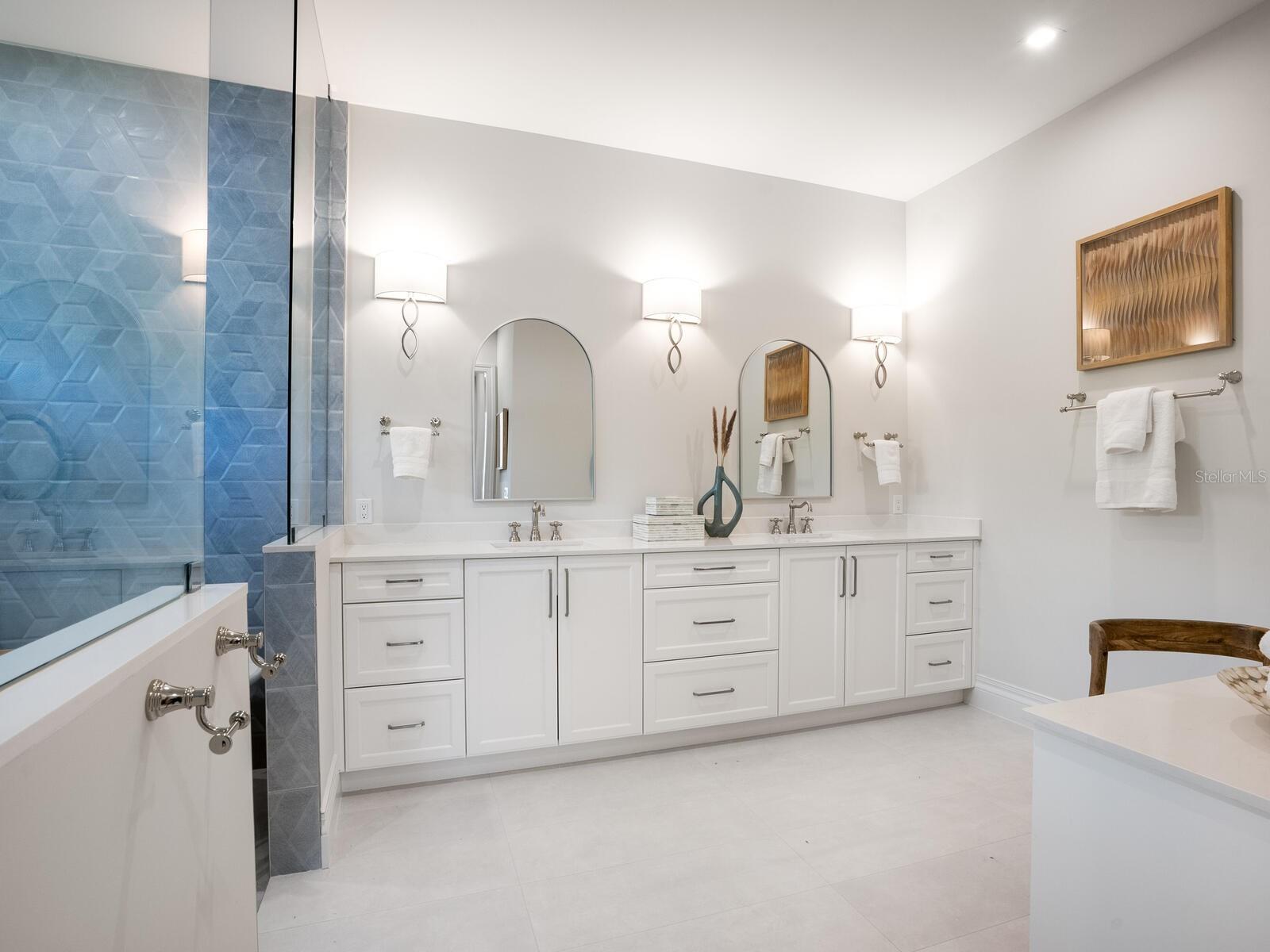 KENTWOOD ESTATES - Residential