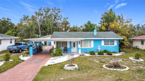 A home in WINTER HAVEN