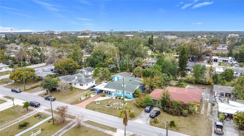 A home in WINTER HAVEN