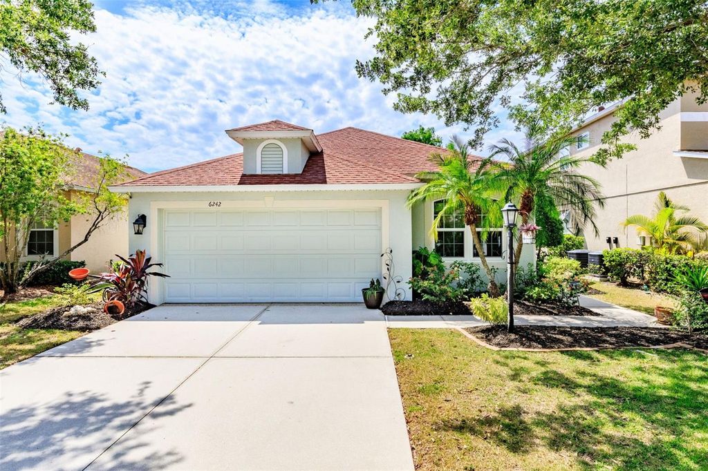 Photo of 6242 Blue Runner Court, Lakewood Ranch, FL 34202 (MLS # A4693036)