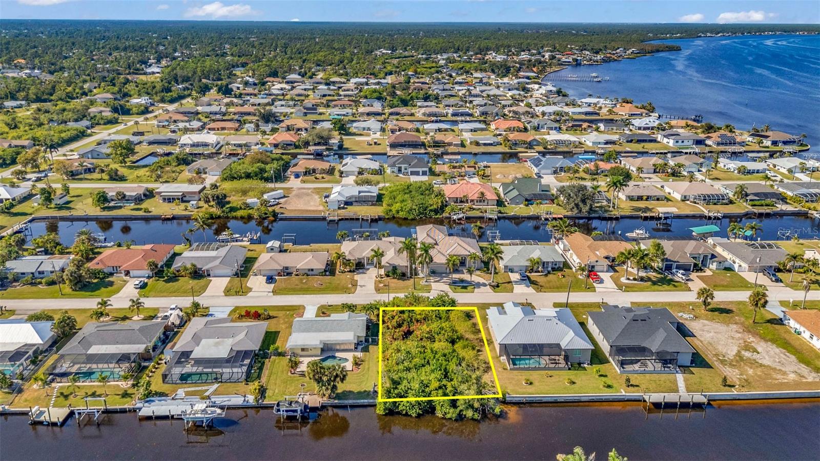 PORT CHARLOTTE SEC 054 - Land