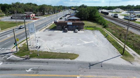 Photo of 405 S Main Street, Wildwood, FL 34785 (MLS # G5111225)