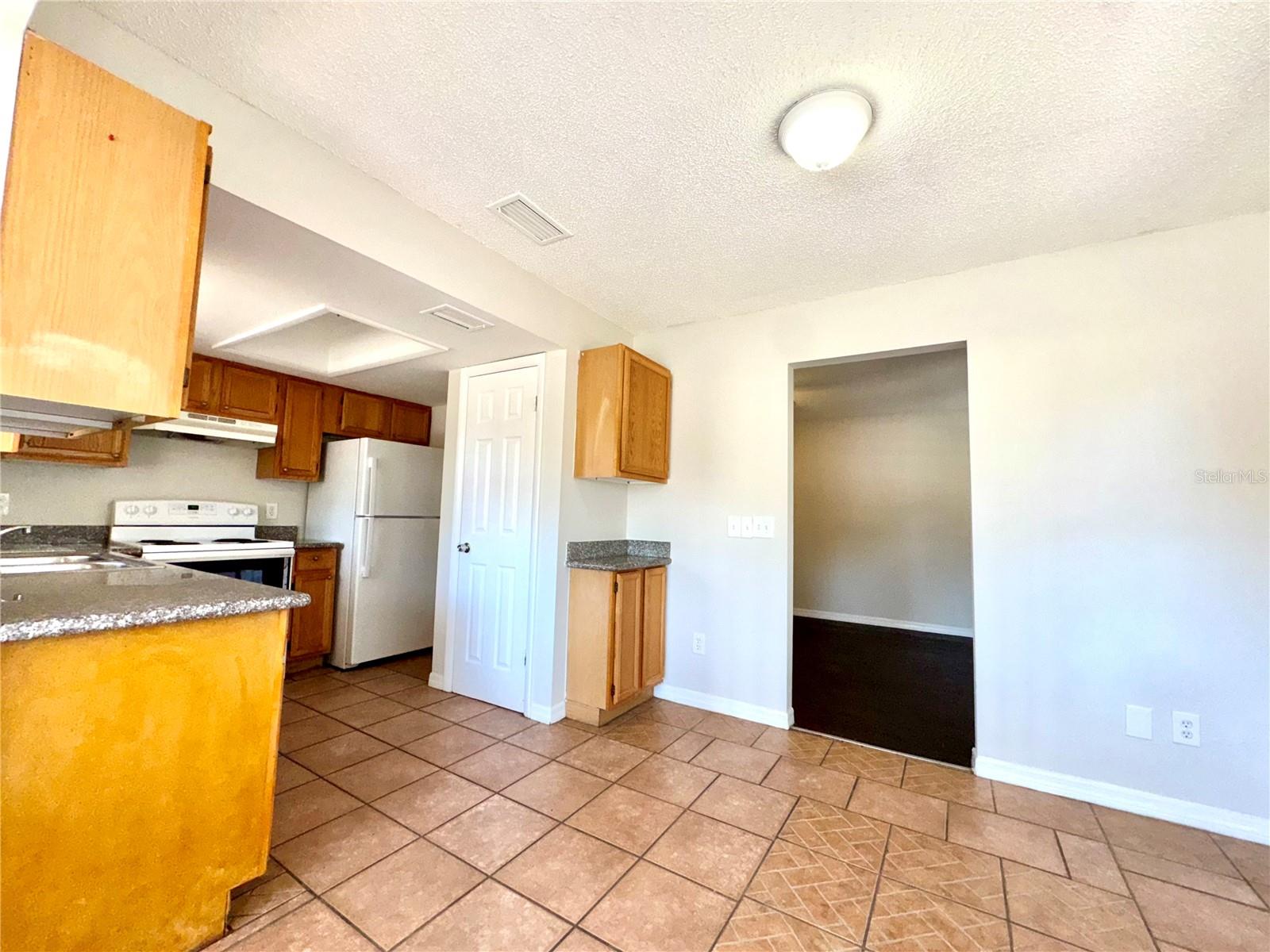 EUCLID HEIGHTS - Residential