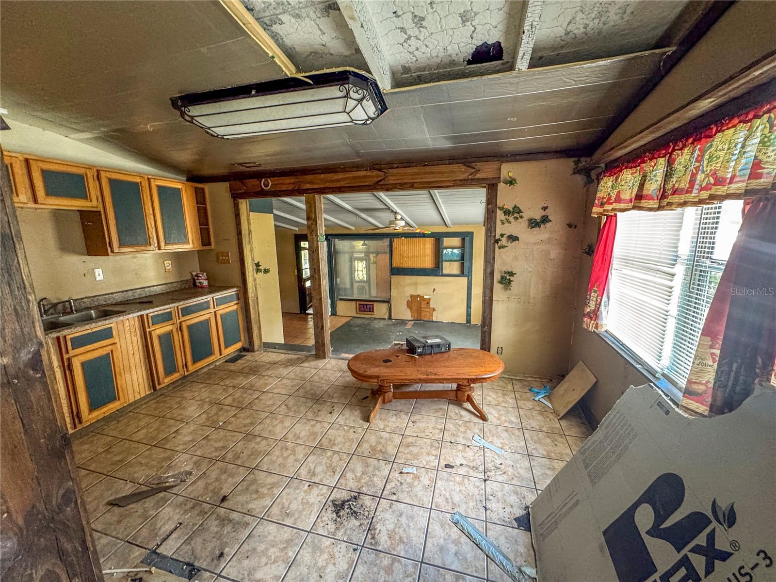 GLENAYRE SUB - Residential