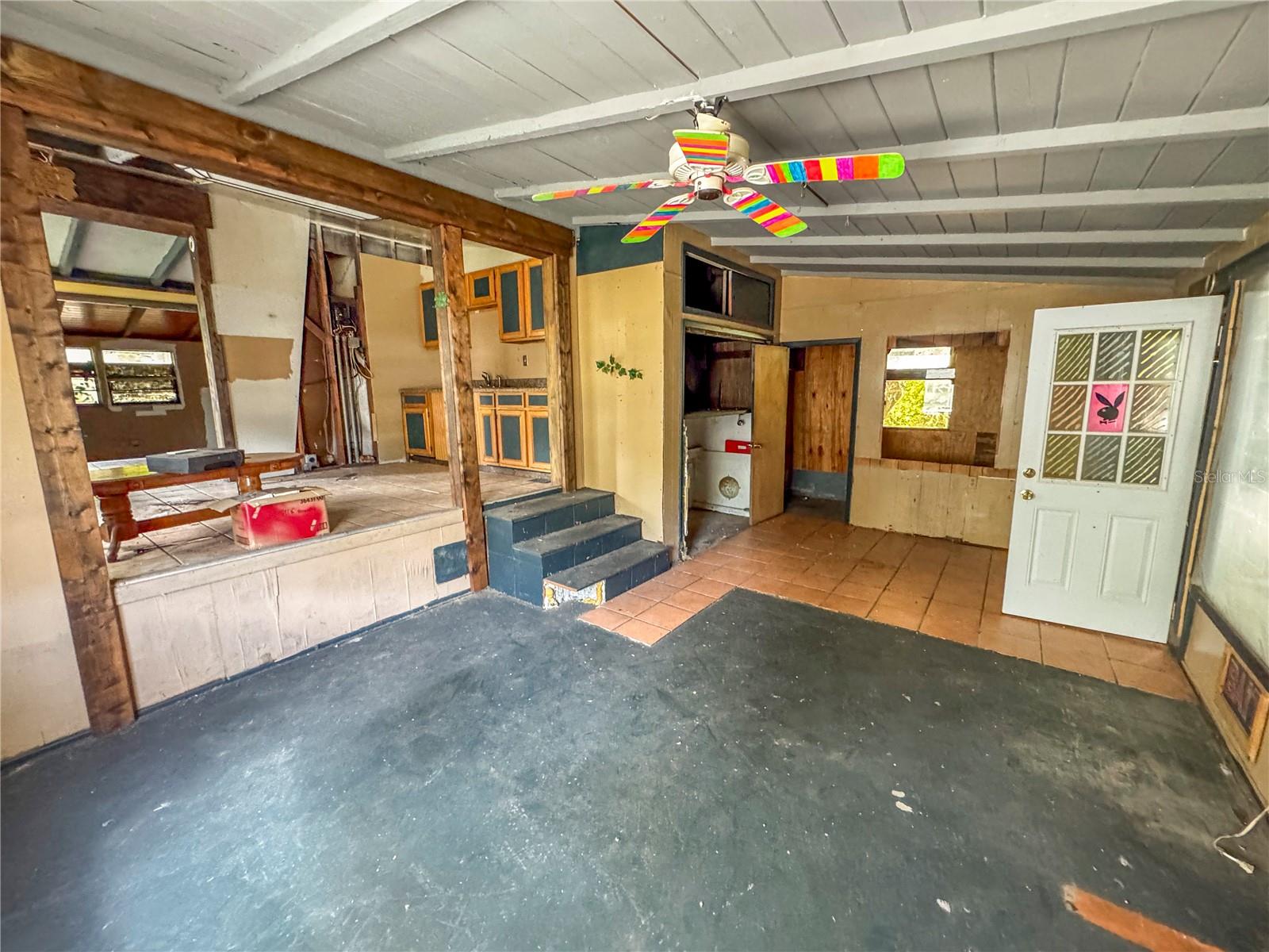 GLENAYRE SUB - Residential