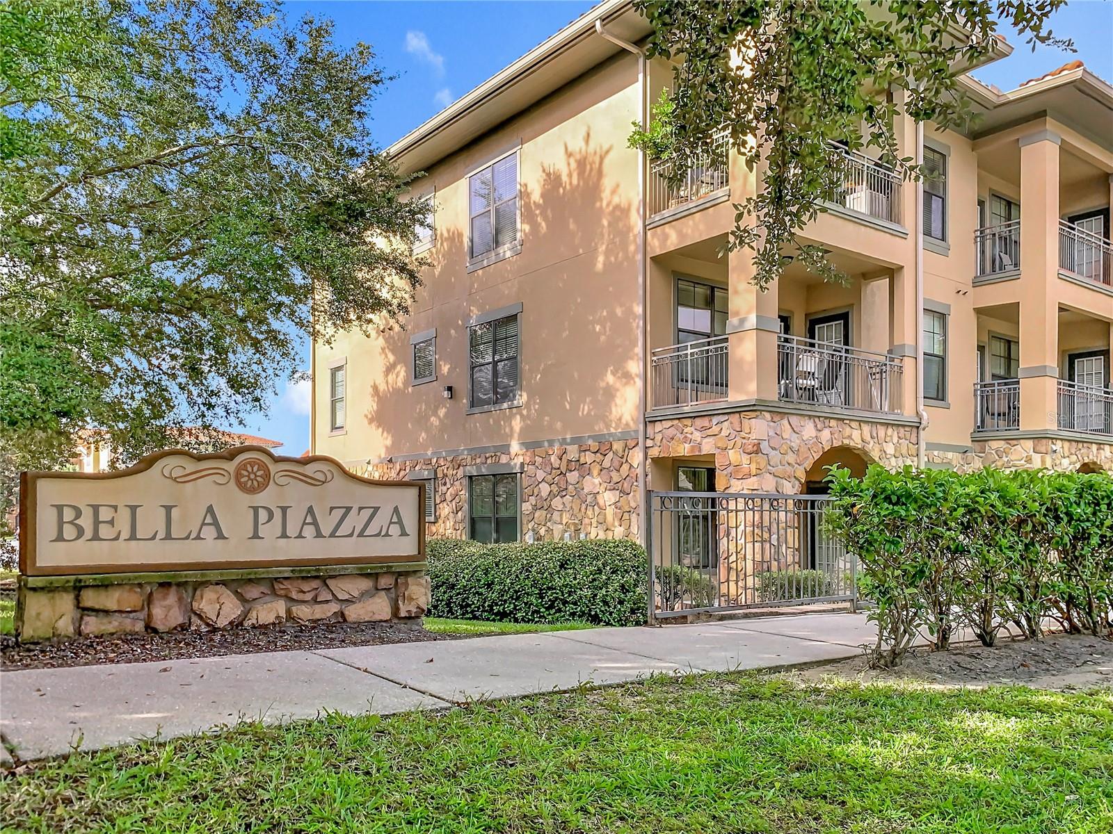 BELLA PIAZZA - Residential