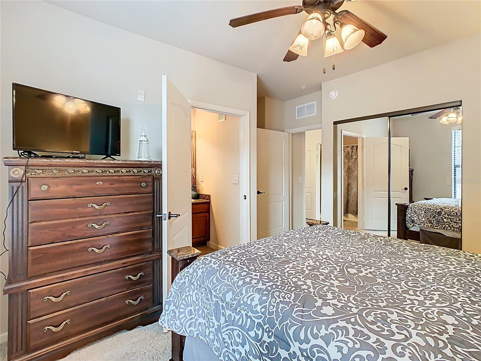 BELLA PIAZZA - Residential