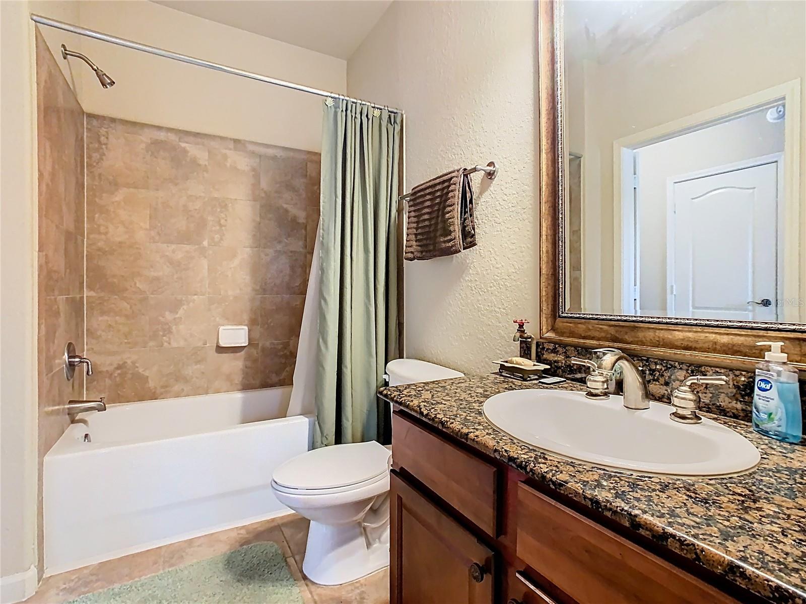 BELLA PIAZZA - Residential