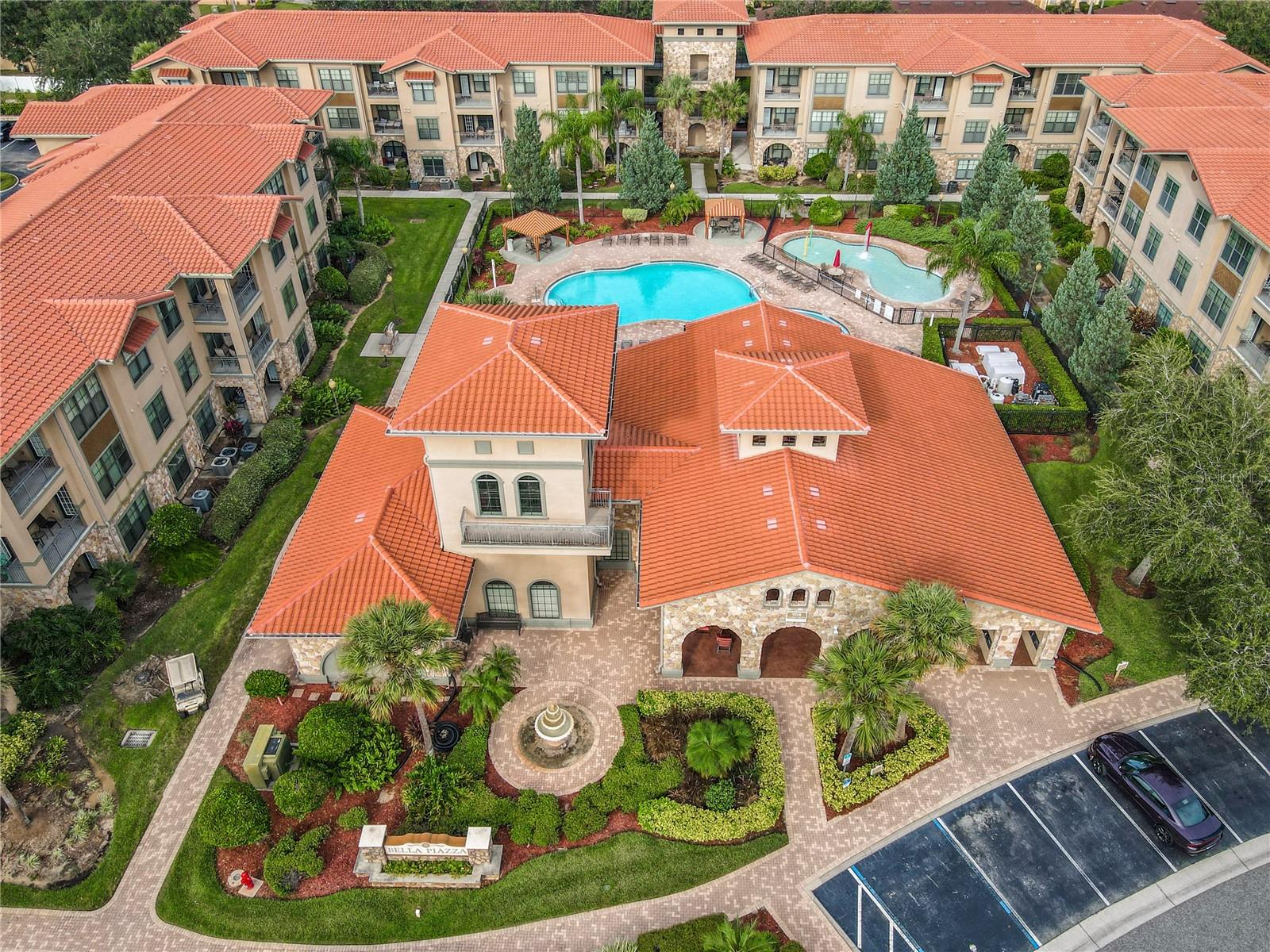 BELLA PIAZZA - Residential