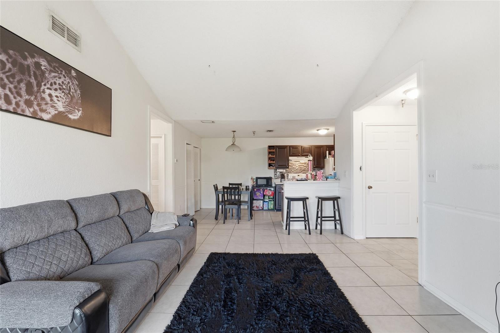 ITOPIA PRIVATE RESIDENCES CONDO - Residential
