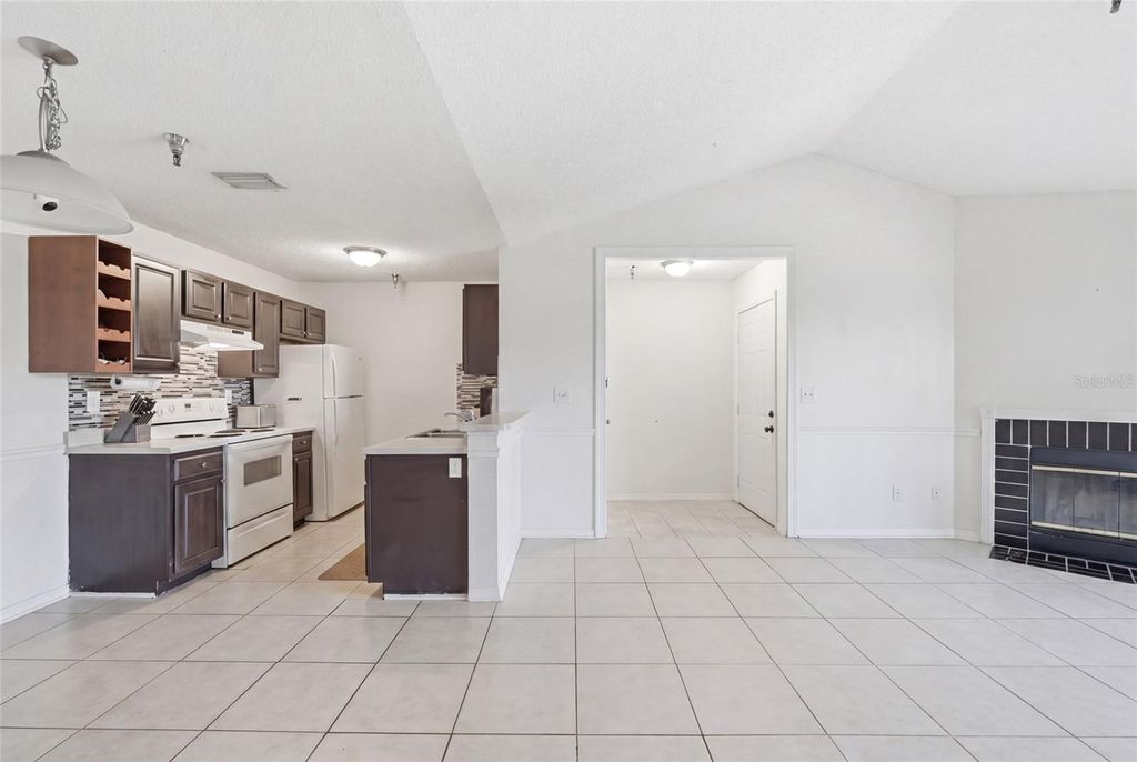Photo of 10265 Gandy Boulevard N #1806, St Petersburg, FL 33702 (MLS # TB8503486)