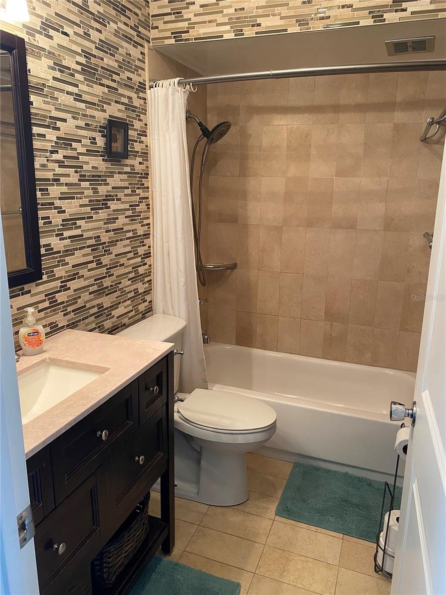SEMINOLE GARDEN APTS CO-OP - Residential