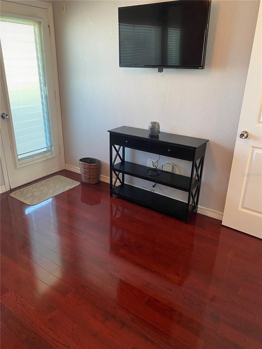 SEMINOLE GARDEN APTS CO-OP - Residential