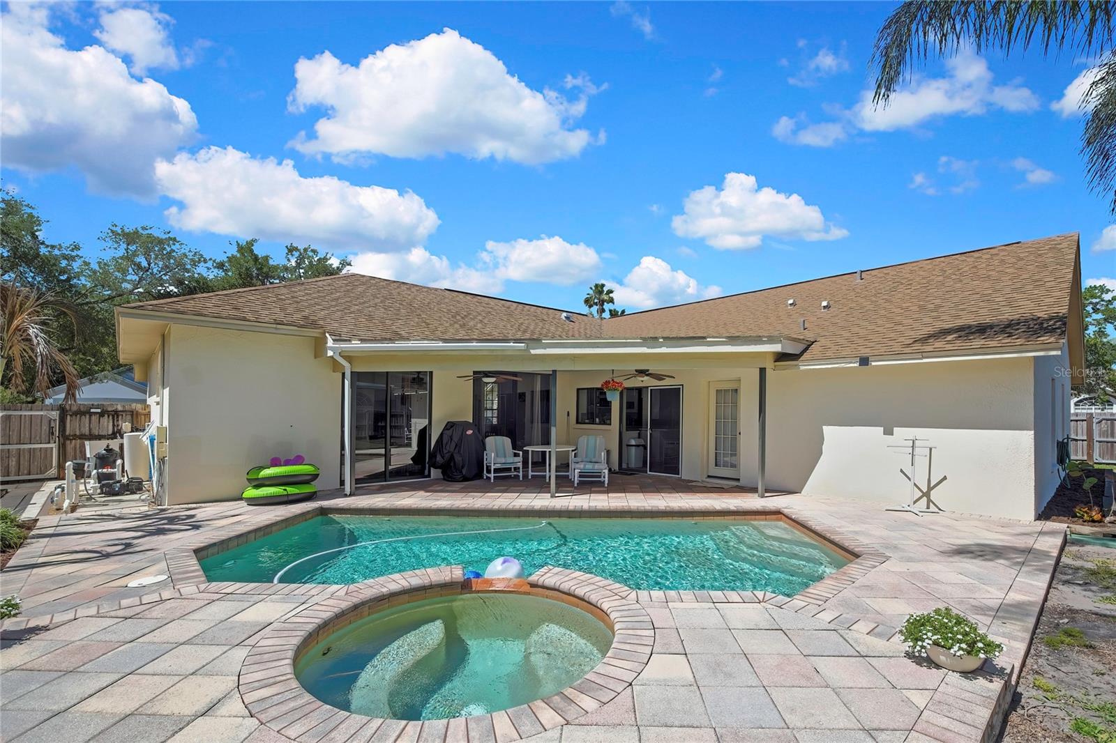 CROSS CREEK UNIT 1 - Residential