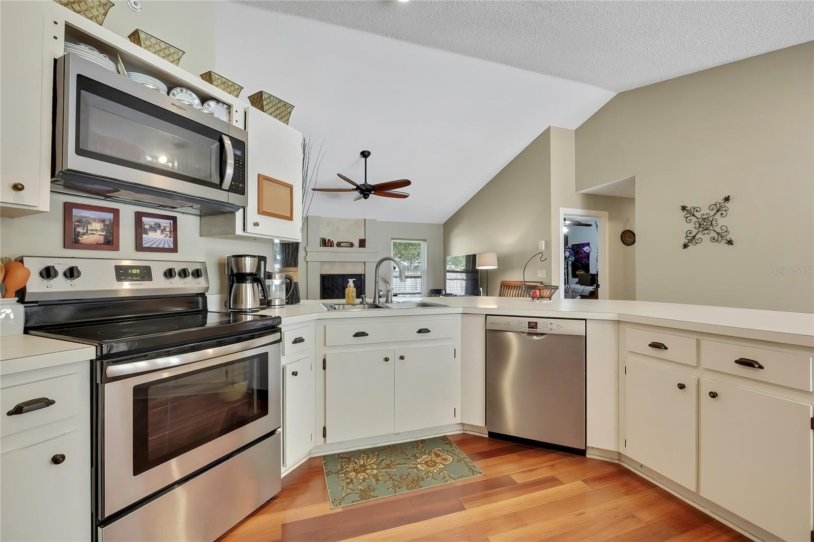 CROSS CREEK UNIT 1 - Residential