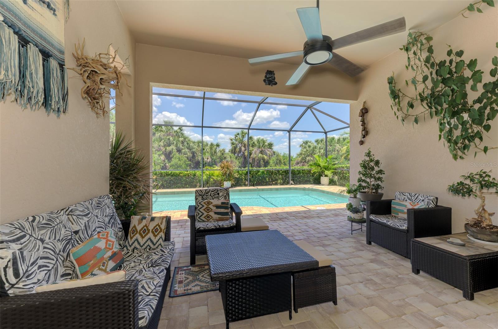 RIVERWOOD - Residential