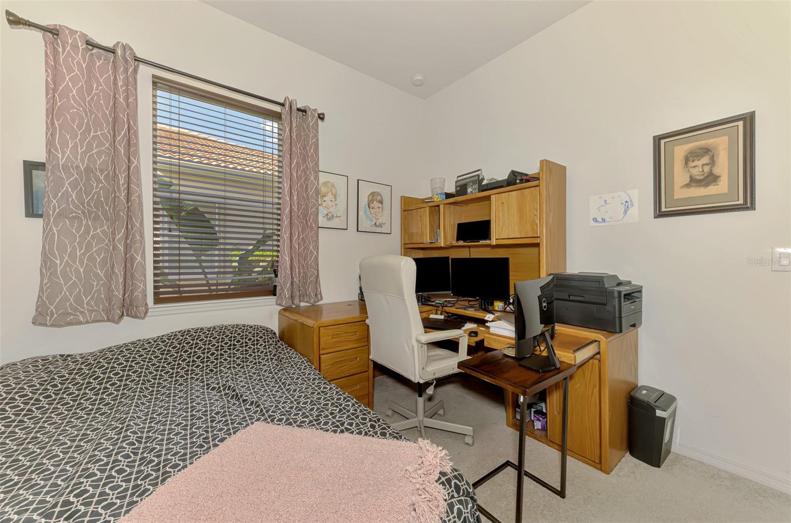 RIVERWOOD - Residential