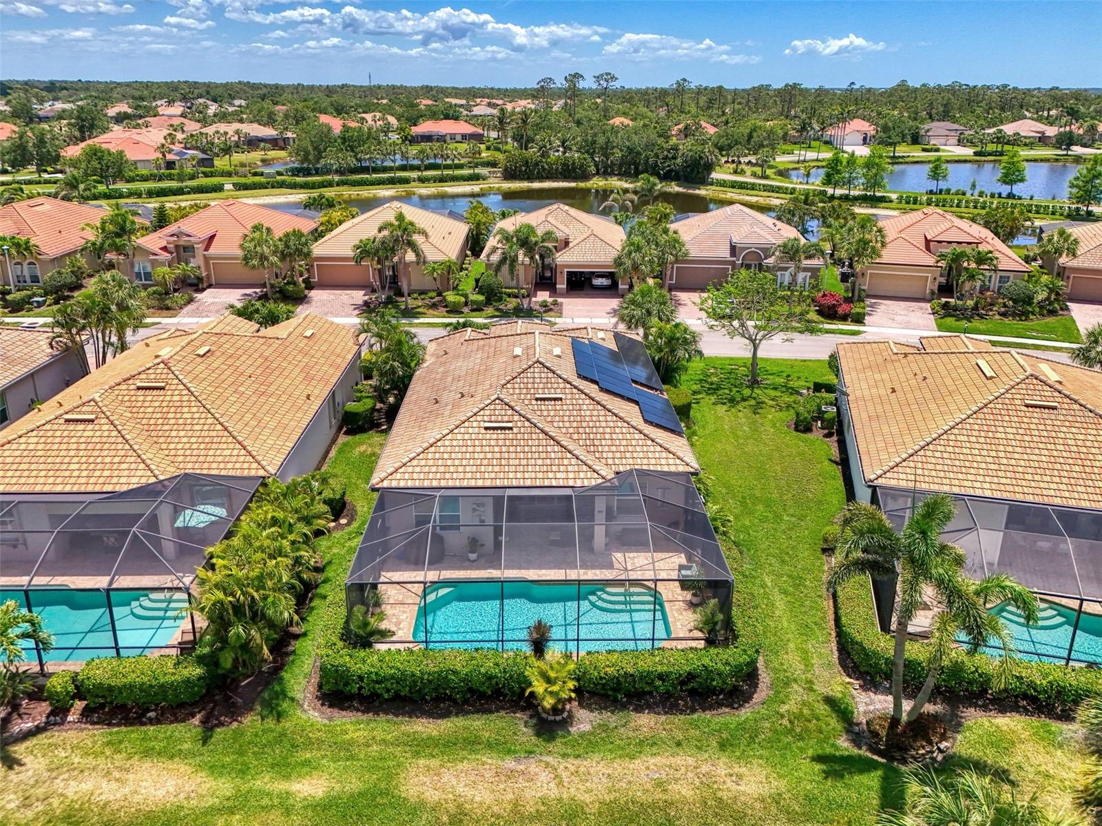 RIVERWOOD - Residential