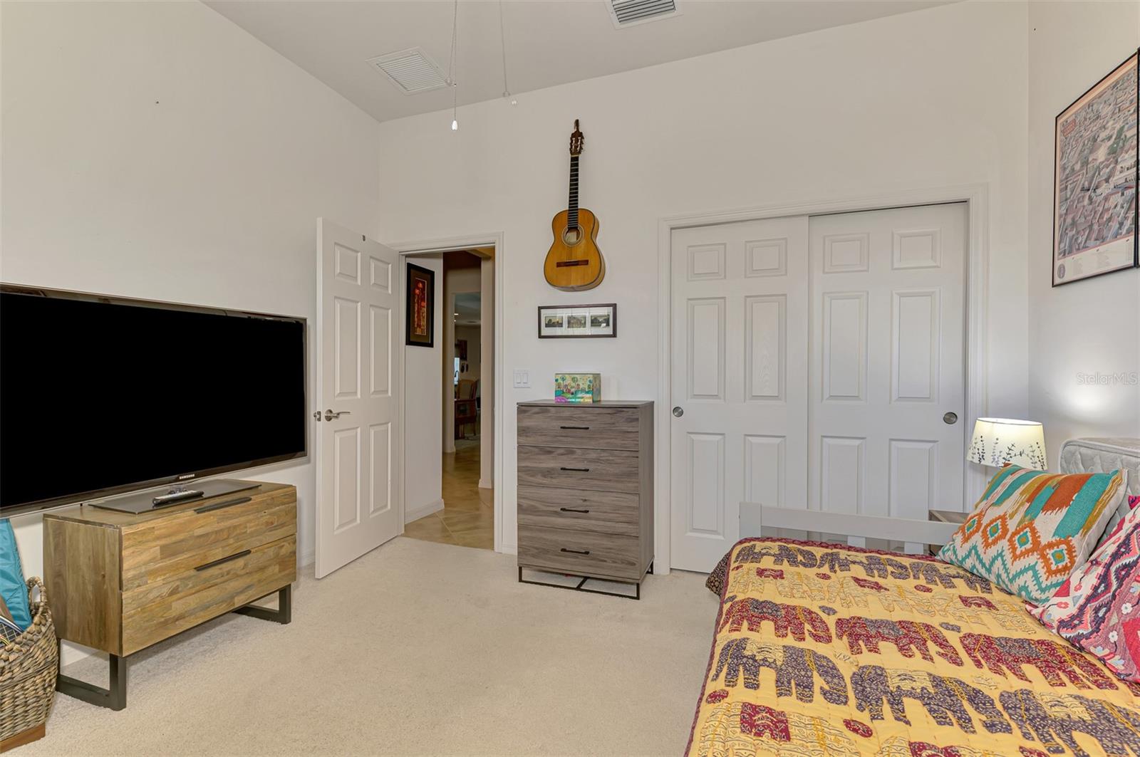 RIVERWOOD - Residential