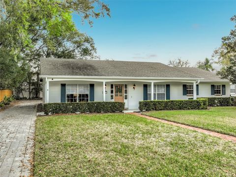 Photo of 2119 Howard Drive, Winter Park, FL 32789 (MLS # O6390345)