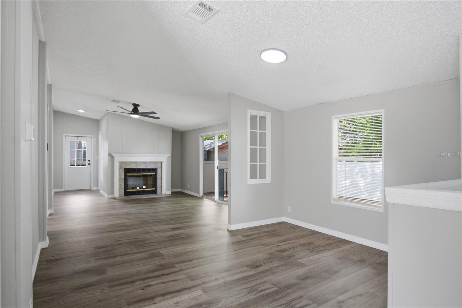 CHARLIN PARK FIRST ADD - Residential