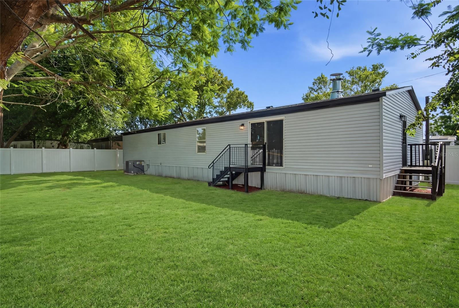 CHARLIN PARK FIRST ADD - Residential