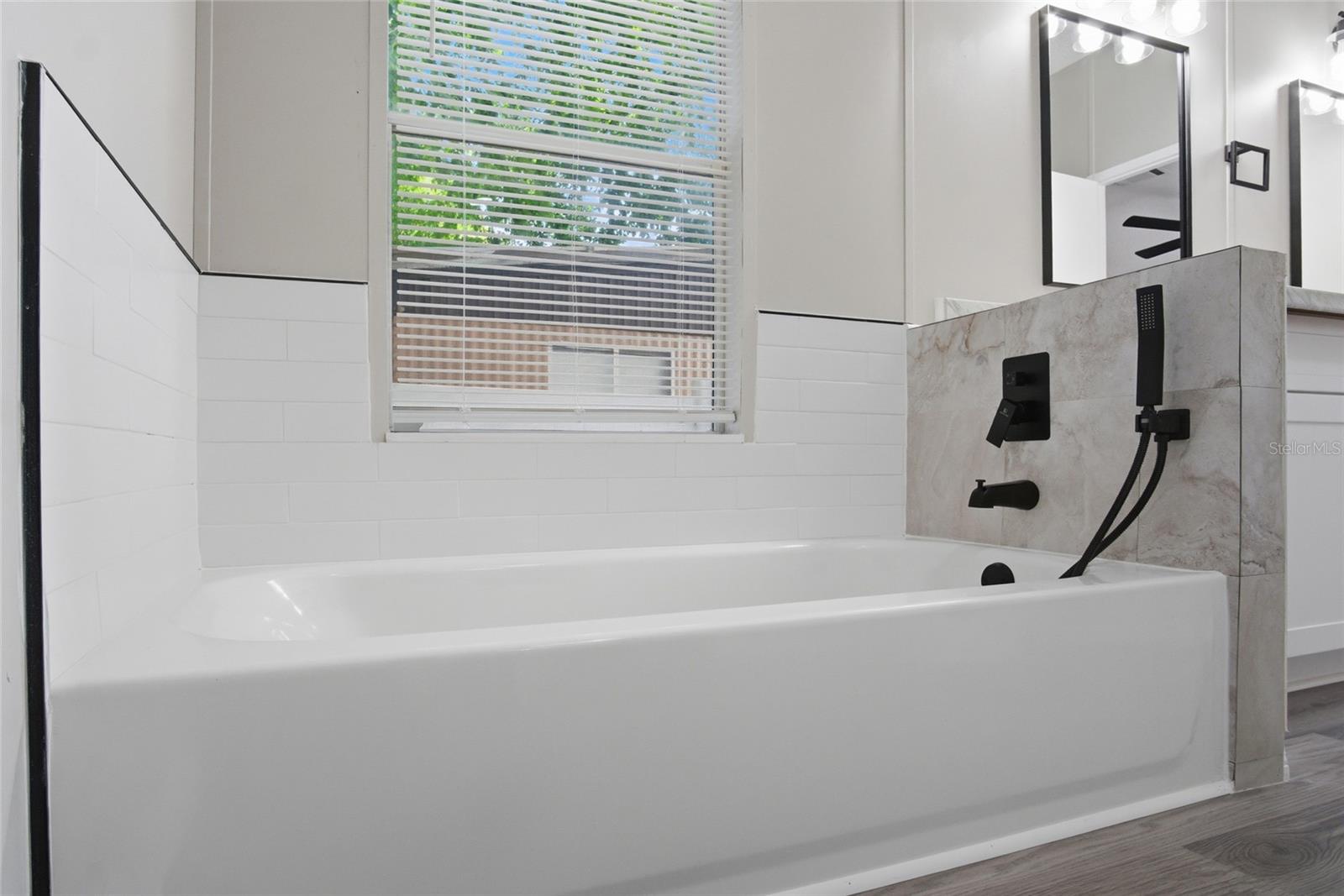 CHARLIN PARK FIRST ADD - Residential