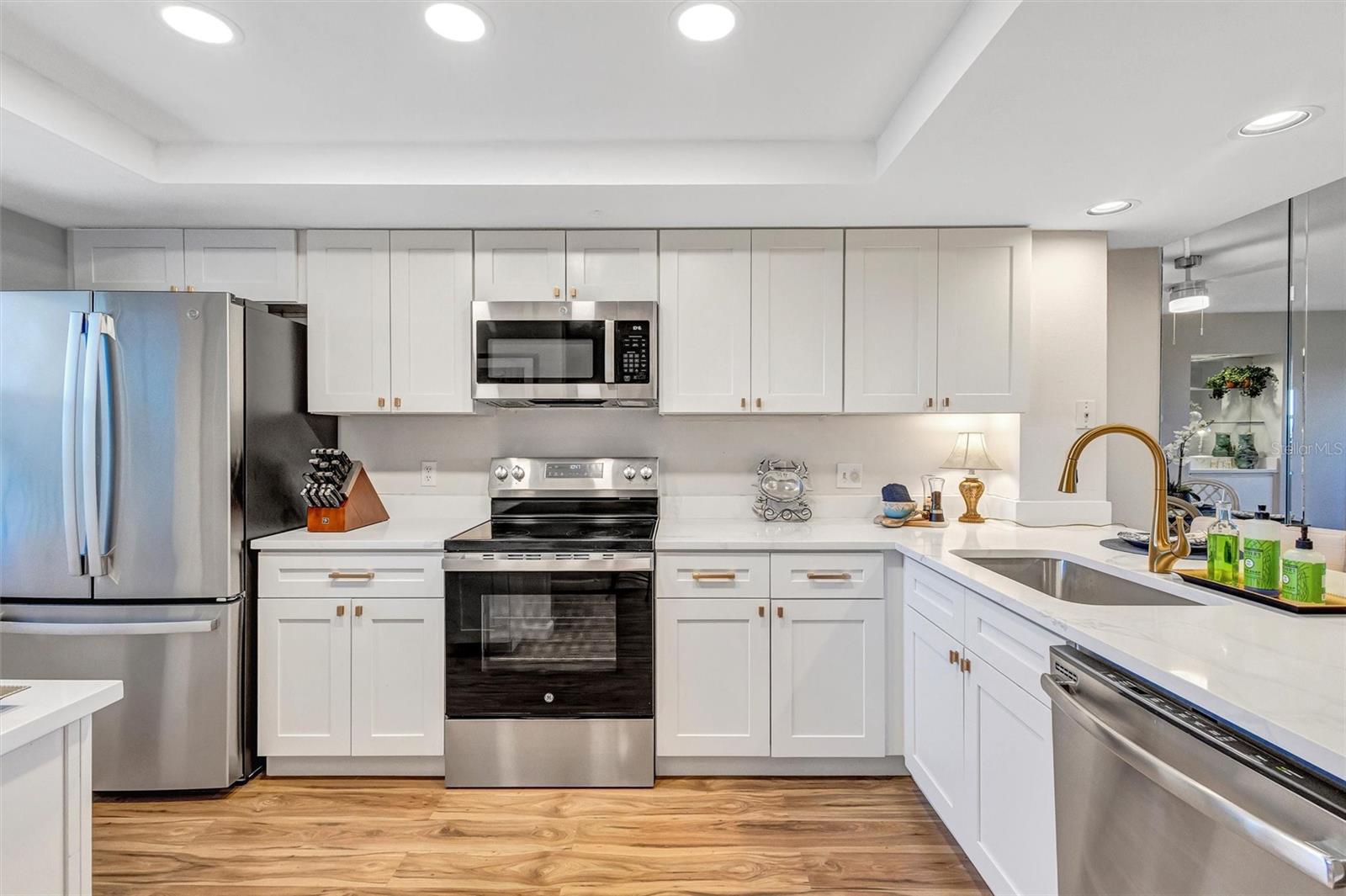 2320 TERRA CEIA BAY BOULEVARD 706