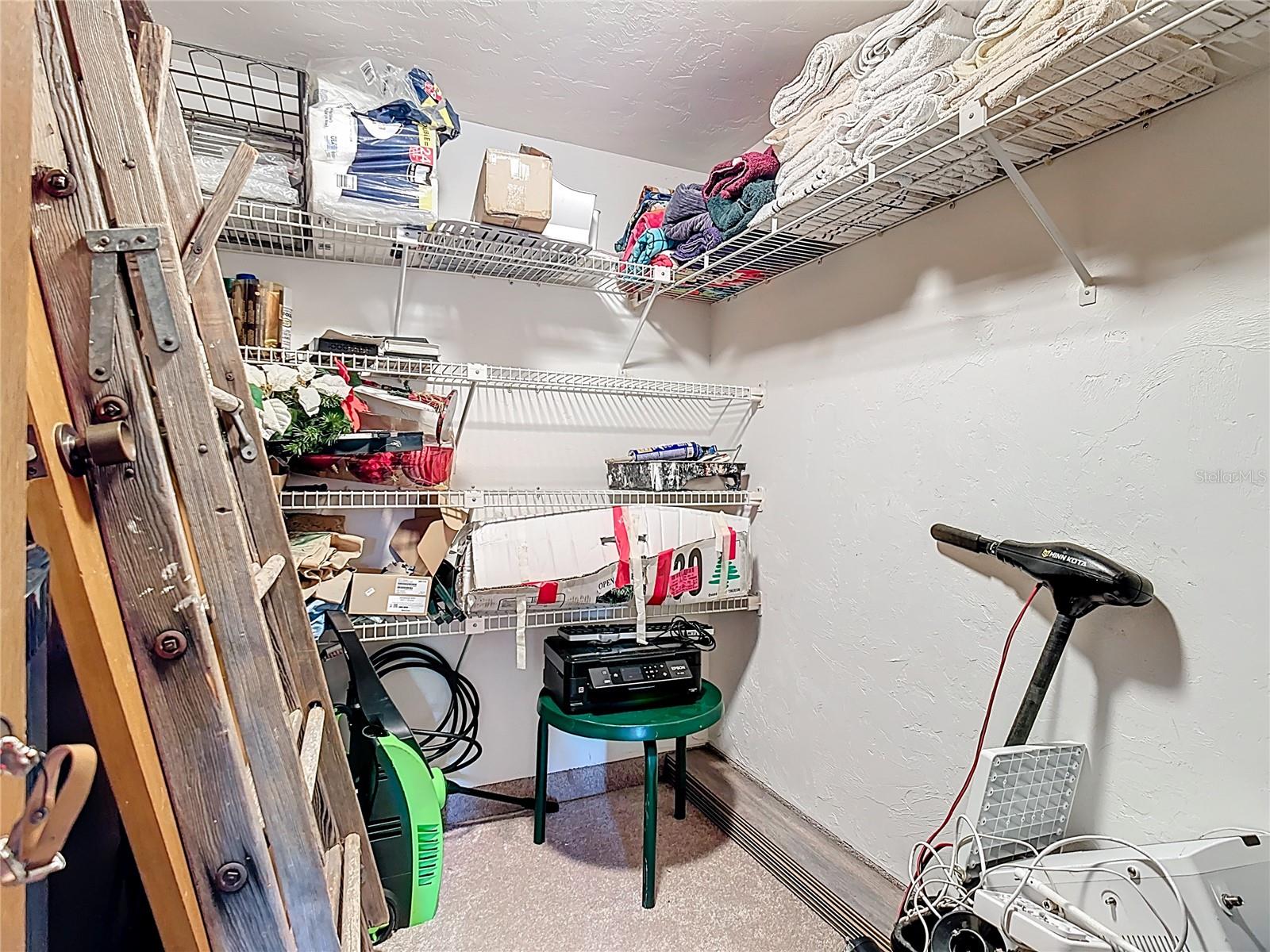 GRENELEFE ABBEY COURT CONDO - Residential